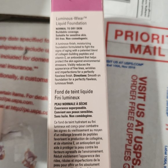 Mary Kay Beige 3 Luminous Wear 1oz NEW - Picture 4 of 5